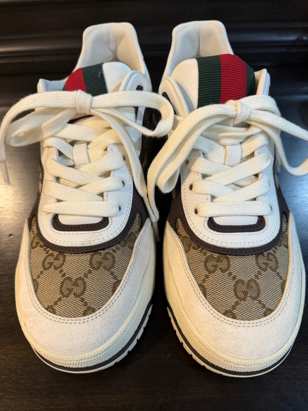 Gucci  Beige/GG Canvas Sneakers with Green-Red Web